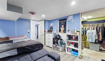 260 Renfrew Ave, Adrian, MI 49221