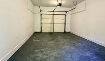 904 S Oak Ridge Dr, Aurora, MO 65605