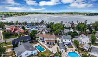 101 River Ct, Belmar, NJ 07719