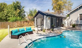 2741 Hillcrest Ave, Alton, IL 62002