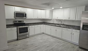 1584 N WOOD St, Casa Grande, AZ 85122