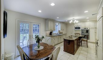 1 CRAIG Rd, Annandale, NJ 08801