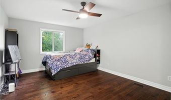 48821 Tremont Dr, Macomb, MI 48044