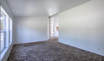 16759 Dorvel Ln, Anderson, CA 96007