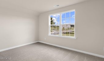 357 Maddox Dr, Aberdeen, NC 28315