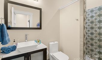 14 Starling Pass, Asheville, NC 28804