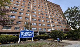 1225 KENNEDY Blvd 5C, Bayonne, NJ 07002