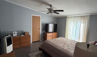 1889 Salida St, Aurora, CO 80011