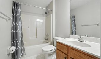 621 Covedale Ave, Delhi, OH 45238