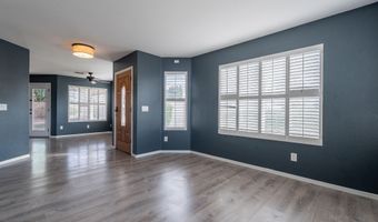 1070 W LARK Dr, Chandler, AZ 85286
