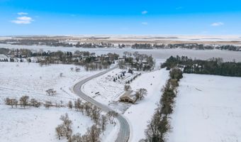 379501 N SHORE Dr, Aberdeen, SD 57401
