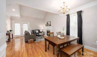 8 Sweet Gum Dr, Asheville, NC 28805