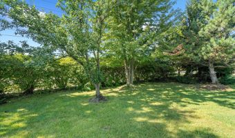 2948 Mystic Dr, Ann Arbor, MI 48103