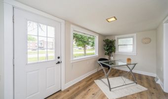 212 Nile Kinnick Dr N, Adel, IA 50003