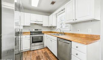 4 Fig Dr, Beaufort, SC 29907