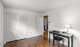 1 Leahy St, East Providence, RI 02916