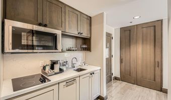 126 Riverfront Ln 438, Avon, CO 81620