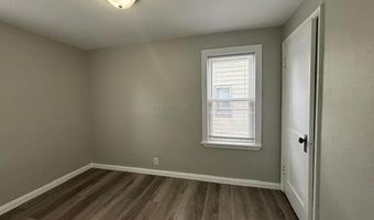 751 E Mithoff St, Columbus, OH 43206