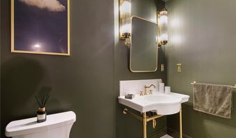397 Sylvan Ct, North Kingstown, RI 02874