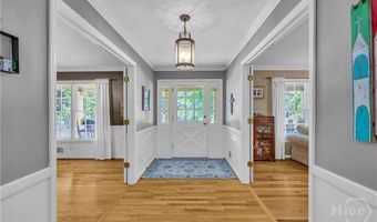 155 Devereux Dr, Athens, GA 30606