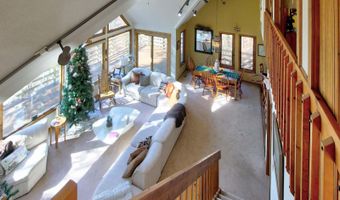 51 FORREST St, Basye, VA 22810