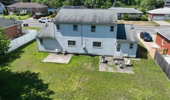 9 Campagna Dr, Albany, NY 12205