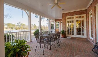 708 Town And Country Dr, Adel, GA 31620