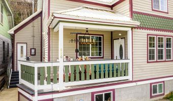 620 Pearl St, Wallace, ID 83873