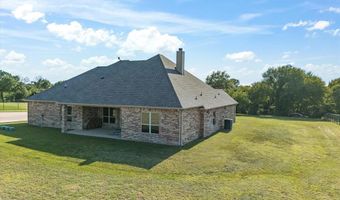 927 Friendship Rd, Weatherford, TX 76085
