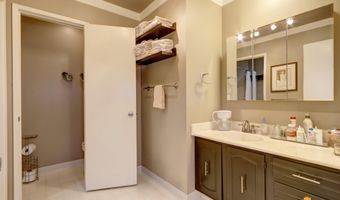 2091 Crataegus Ave, Anchorage, AK 99508