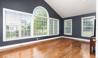 6 SLEEPY HOLLOW Ct, Allentown, NJ 08501