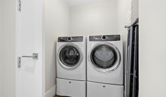 1108 Auahi St 3705, Honolulu, HI 96814