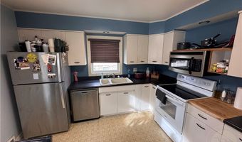 607 S 2nd St W, Baker, MT 59313