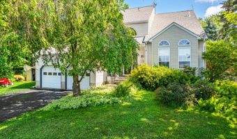 6 Colonial Cir, Alloway, NJ 07418