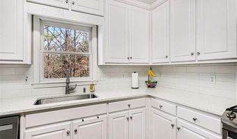 169 Adelaide Xing, Acworth, GA 30101