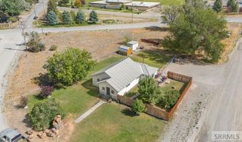 366 N Water St, Arco, ID 83213