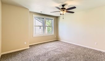 17795 SW ROBERT Ln, Beaverton, OR 97078