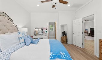 3215 Cypress Village Dr, Benton, LA 71006
