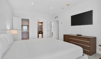 10275 Collins Ave 1521, Bal Harbour, FL 33154