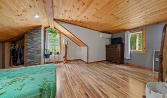 164 Stagecoach Rd, Barrington, NH 03825