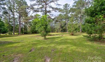589 White Pines Cir, Camden, SC 29020
