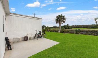 907 Laurel Cir, Barefoot Bay, FL 32976