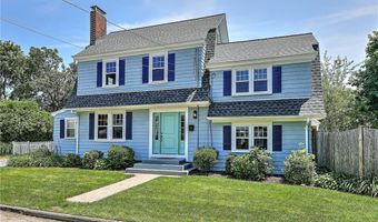 4 Harlem St, East Providence, RI 02916