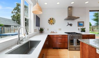3883 NATALIE Way, Bandon, OR 97411