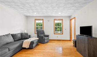 24 Poppy Hill Dr, Johnston, RI 02919