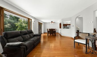641 E Belmont Ave, Addison, IL 60101