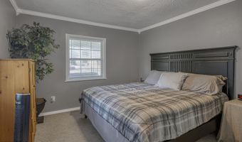 335 E 9th St, Baxter Springs, KS 66713