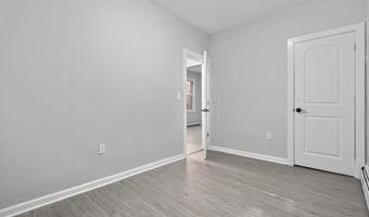 276 Bond St, Bridgeport, CT 06610