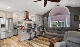 36 Elm St, Alton, NH 03810