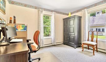 348 Deerfield Rd, Allenstown, NH 03275